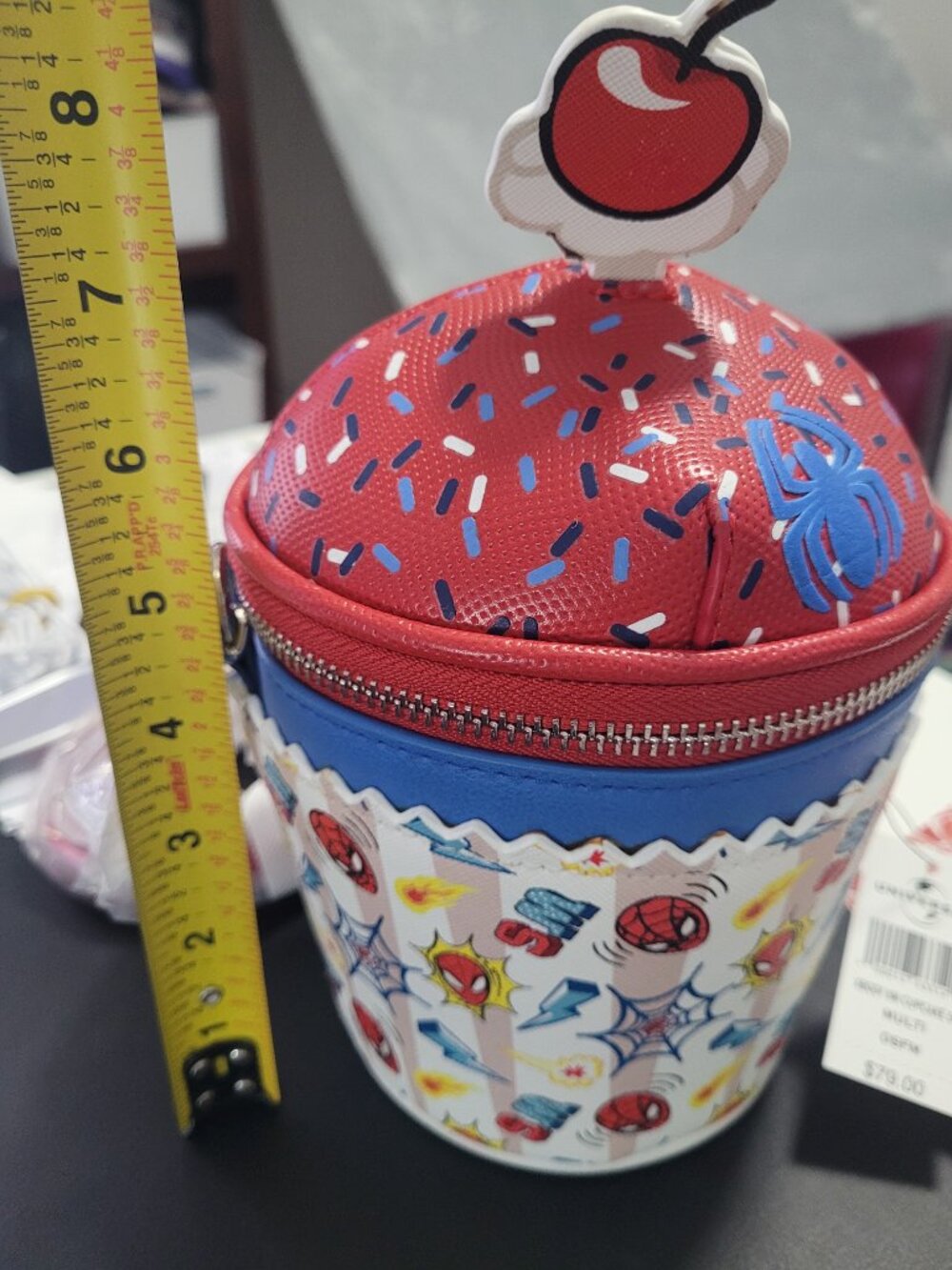 Marvel Spiderman Crossbody Cupcake Bag Zip Cherry Mini Danielle Nicole Brand New - Picture 7 of 9